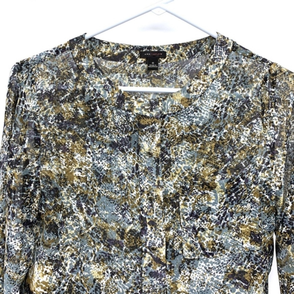 Ann Taylor Printed Button Down Long Sleeve Blouse - Picture 2 of 8